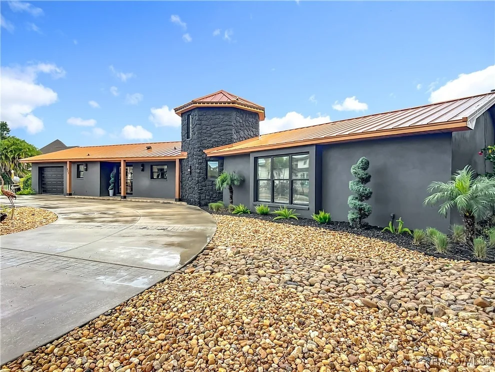 Unit for sale at 823 SW Kings Bay Drive, Crystal River, FL 34429