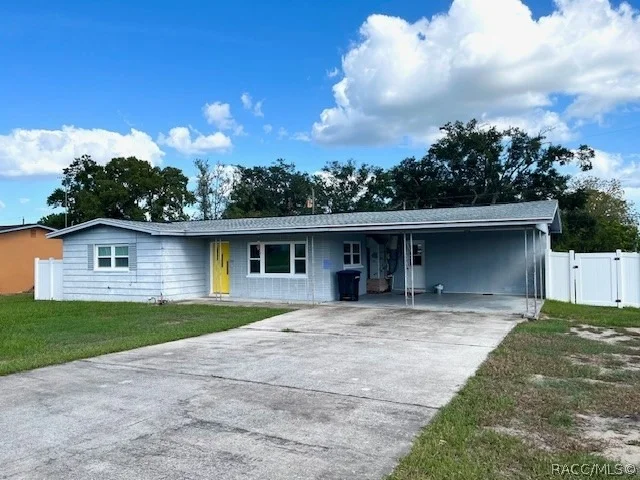 Unit for sale at 31 S Lincoln Avenue, Beverly Hills, FL 34465