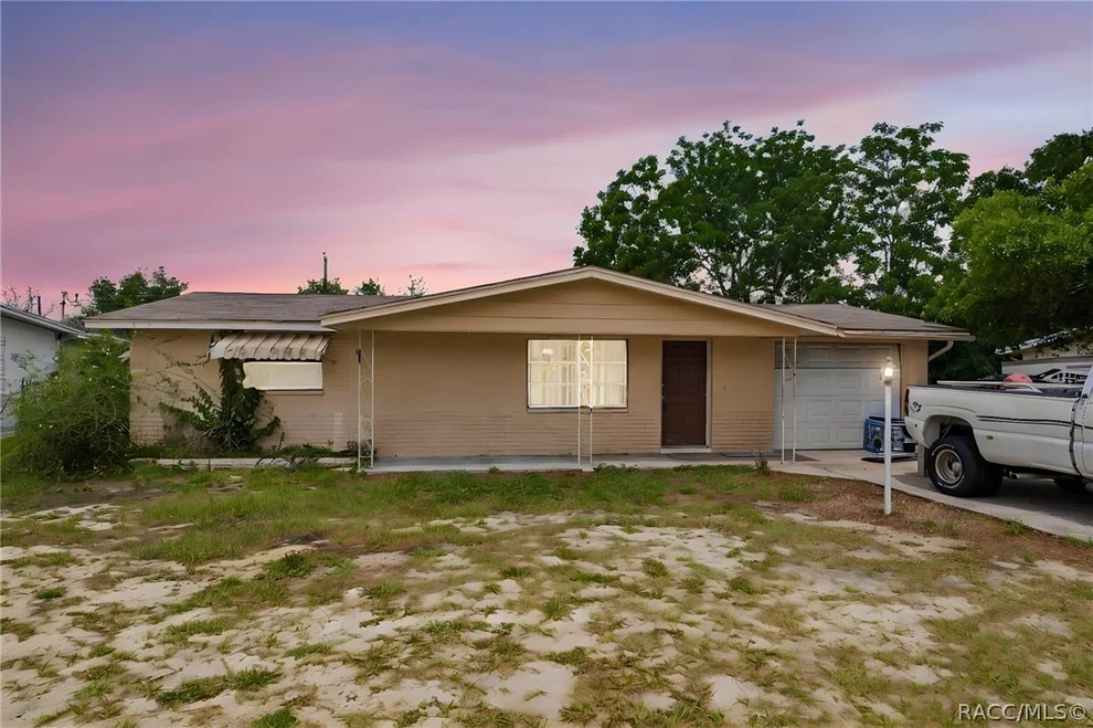 Unit for sale at 10 S Jackson Street, Beverly Hills, FL 34465