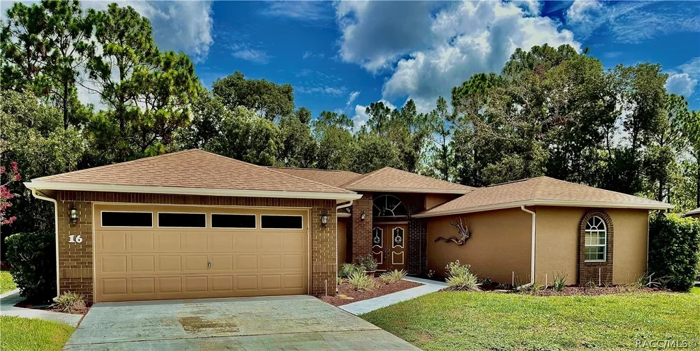 Unit for sale at 16 Pawpaw Court S, Homosassa, FL 34446