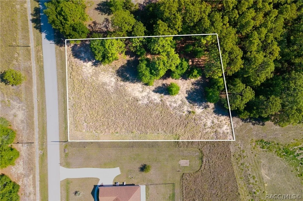Unit for sale at 4657 N Apple Valley Avenue, Beverly Hills, FL 34465