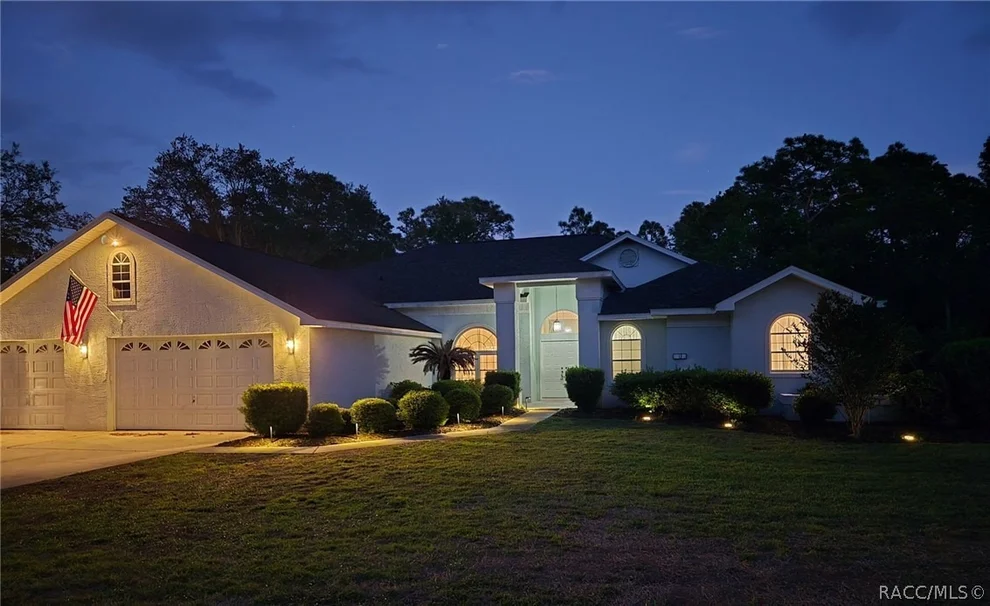 Unit for sale at 13 Sycamore Court W, Homosassa, FL 34446