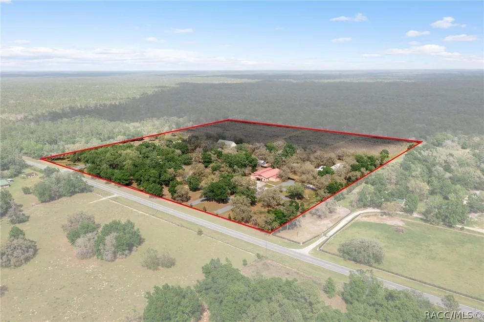 Unit for sale at 8123 S Lecanto Highway, Lecanto, FL 34461
