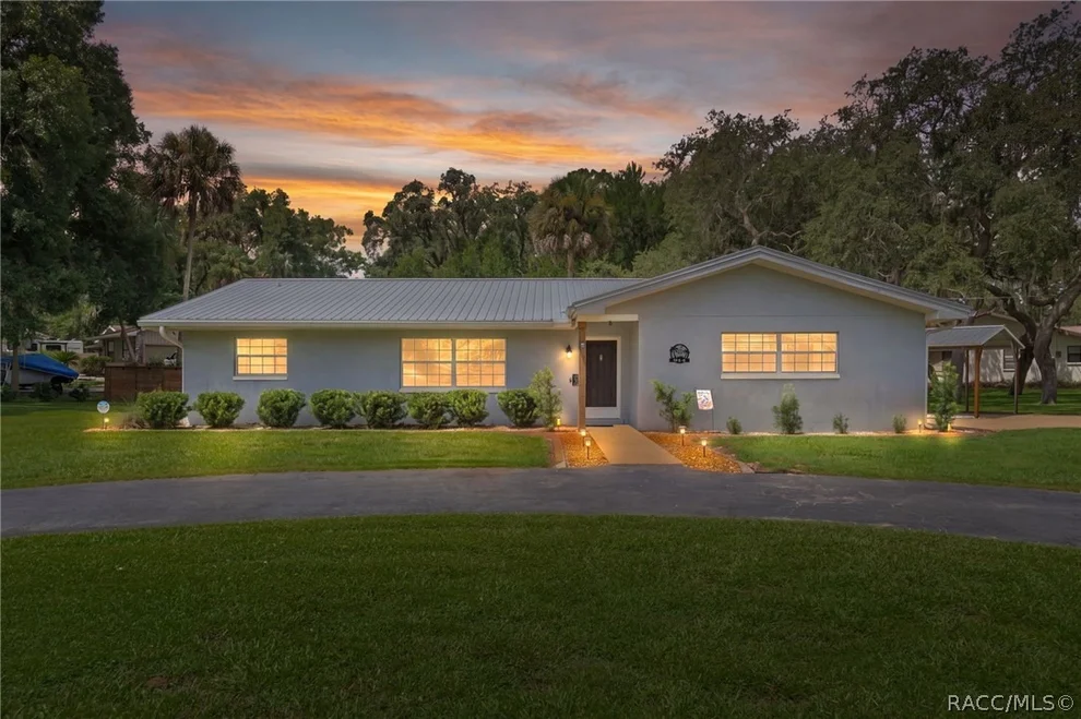 Unit for sale at 914 N McGowan Avenue, Crystal River, FL 34429
