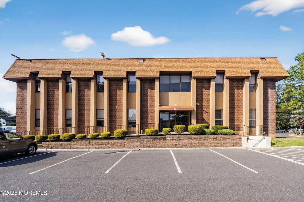 Unit for sale at 228 State Route 34, Matawan, NJ 07747