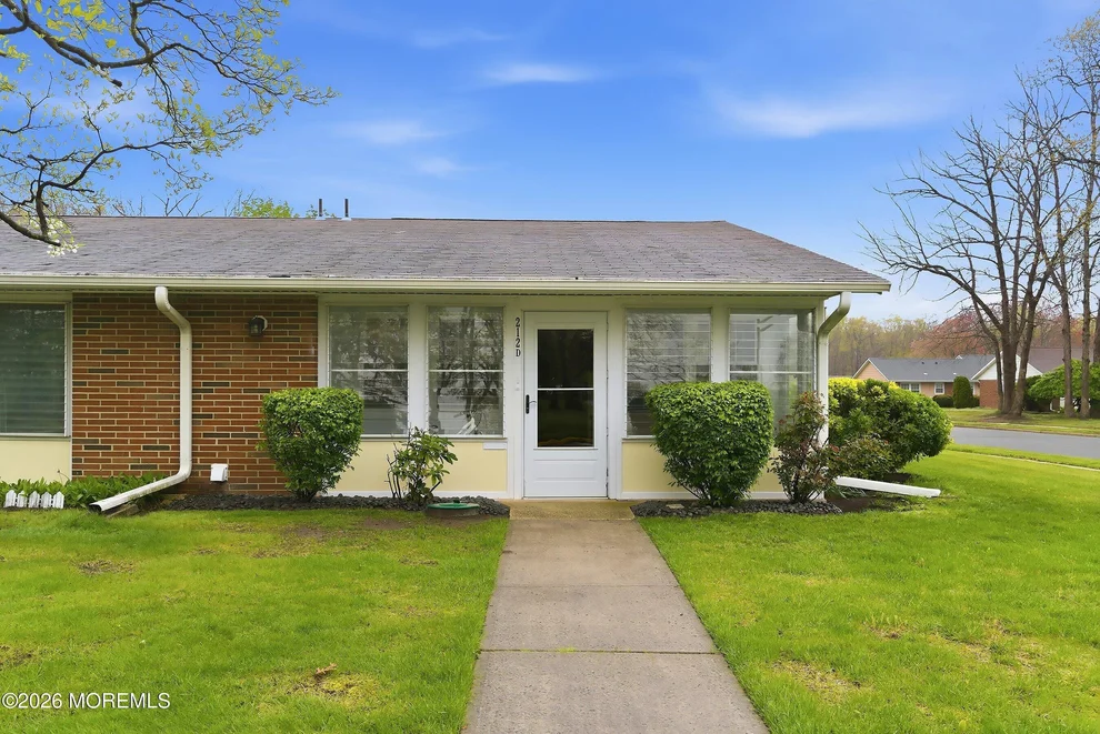 Unit for sale at 212D Huntington Drive, Lakewood, NJ 08701
