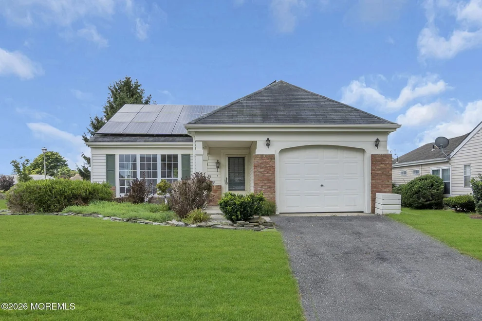 Unit for sale at 1 Weybridge Place, Manchester, NJ 08759