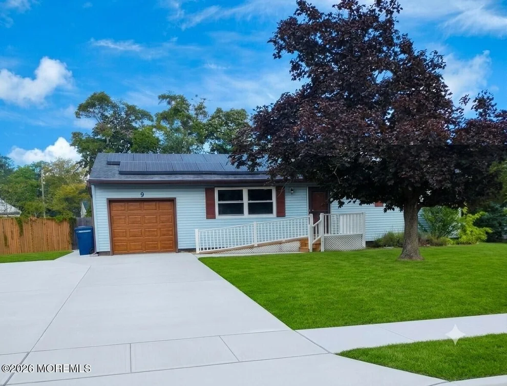 Unit for sale at 9 Green Ridge Drive, Toms River, NJ 08757