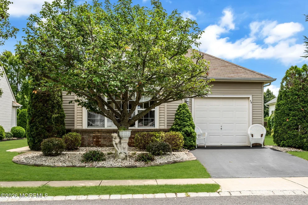 Unit for sale at 44 Kensington Road, Manchester, NJ 08759