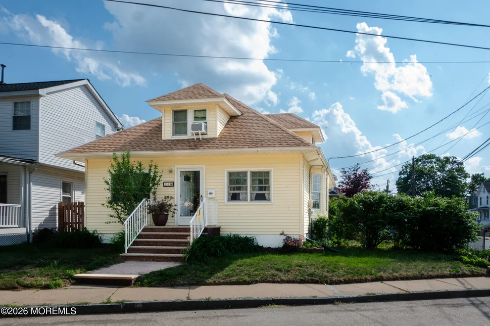 Unit for sale at 38 Walnut Street, Keyport, NJ 07735