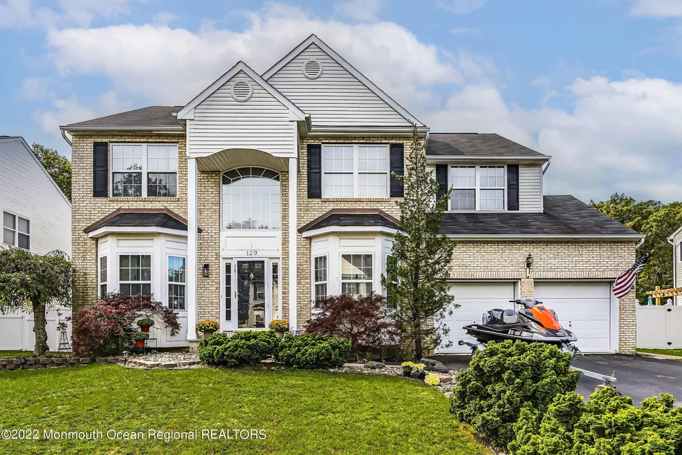 Unit for sale at 129 Manhattan Avenue, Bayville, NJ 08721