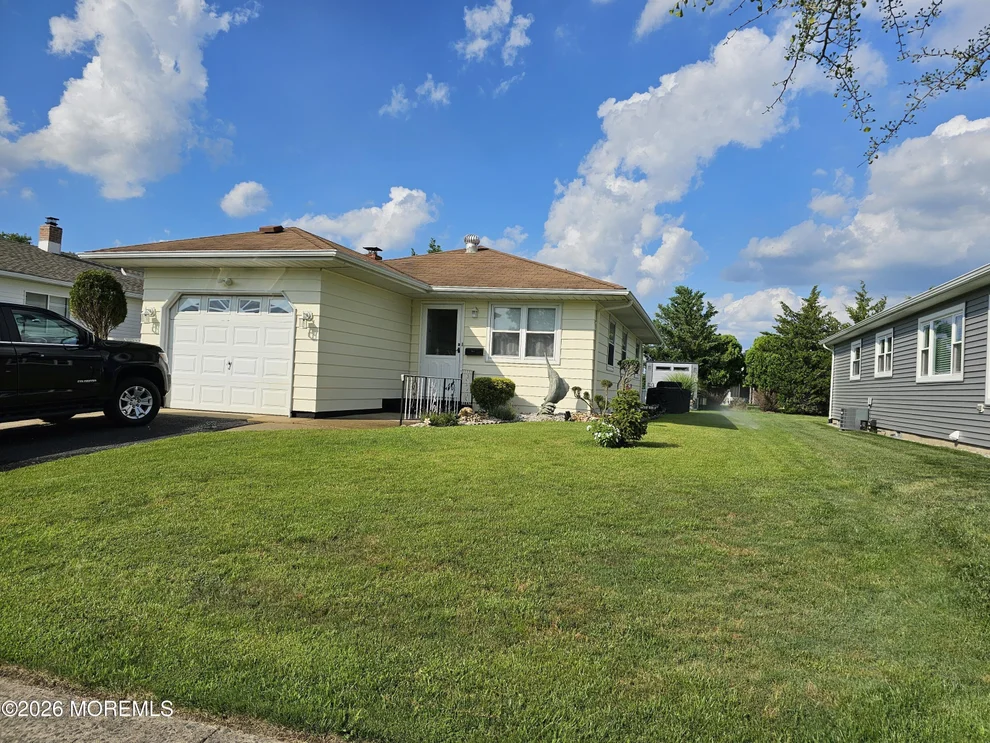 Unit for sale at 14 Marquis Street, Toms River, NJ 08757