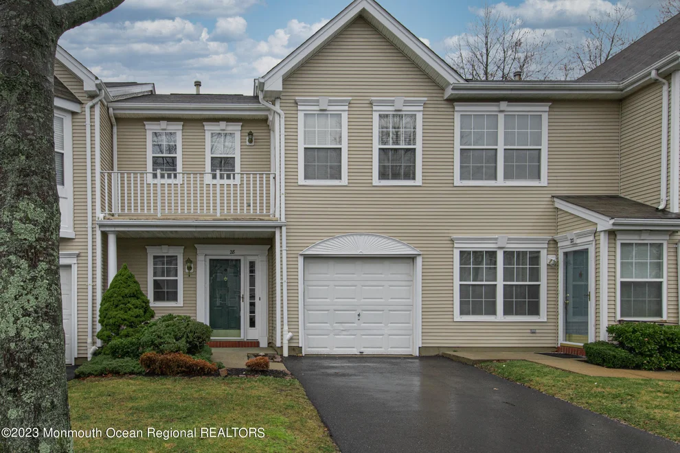 Unit for sale at 28 Picket Place, Freehold, NJ 07728