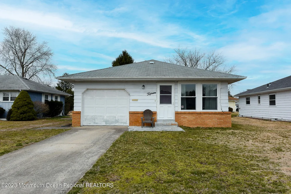 Unit for sale at 15 Leeward Street, Toms River, NJ 08757