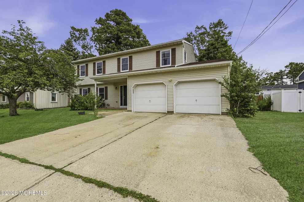 Unit for sale at 829 Mizzen Avenue, Beachwood, NJ 08722