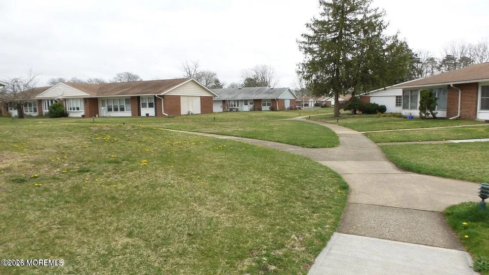 Unit for sale at 1246B Hamilton Court, Lakewood, NJ 08701