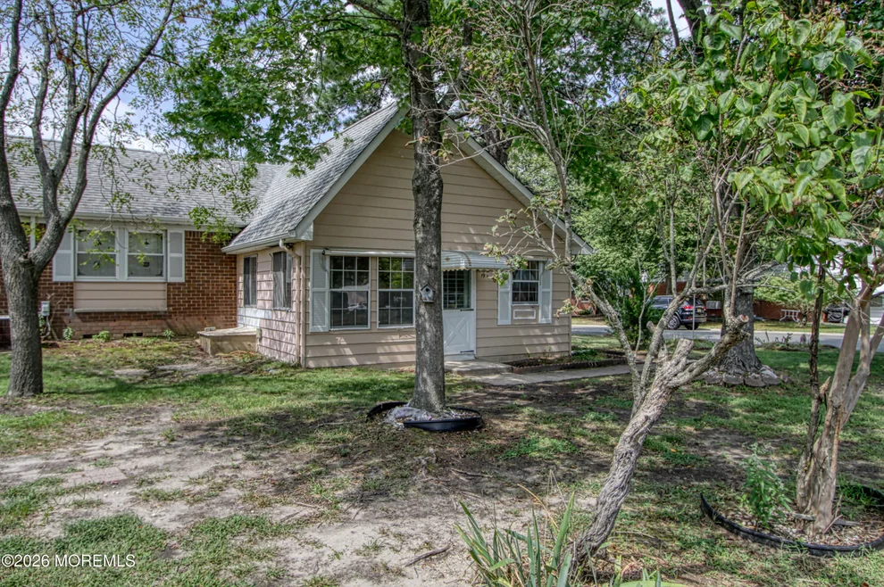 Unit for sale at 19 A Lexington Drive, Whiting, NJ 08759