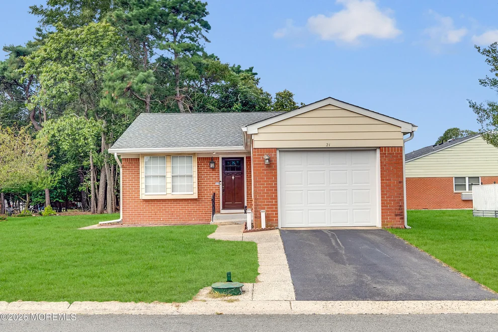 Unit for sale at 21 Hudson Parkway, Whiting, NJ 08759