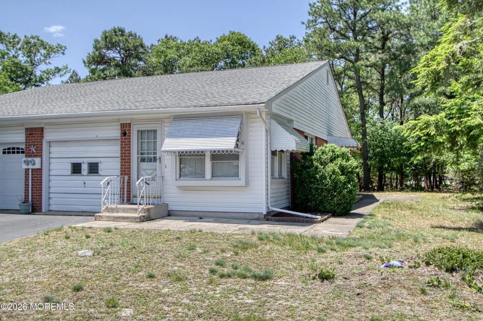 Unit for sale at 12 Potomac Lane, Whiting, NJ 08759