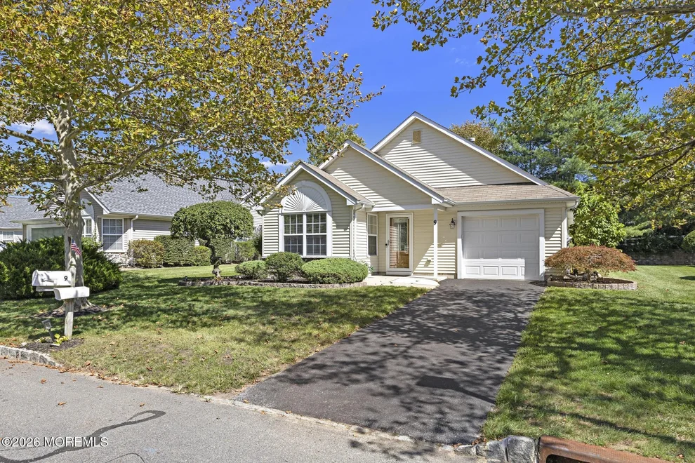 Unit for sale at 9 Skylark Lane, Lakewood, NJ 08701