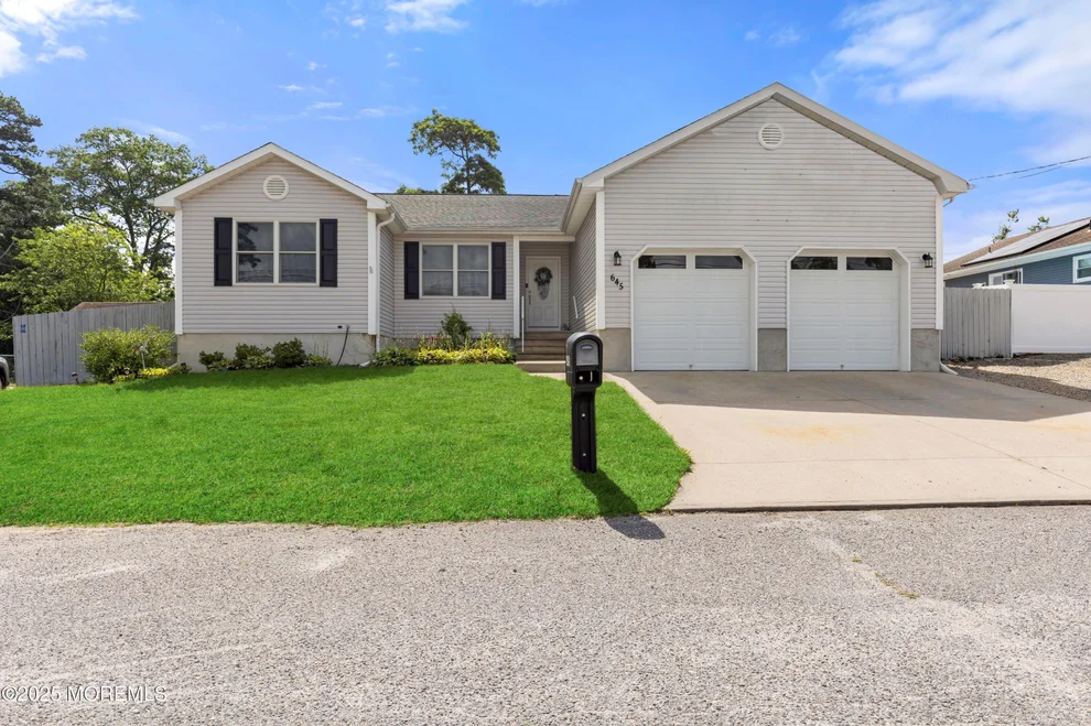 Unit for sale at 645 Beach Avenue, Beachwood, NJ 08722