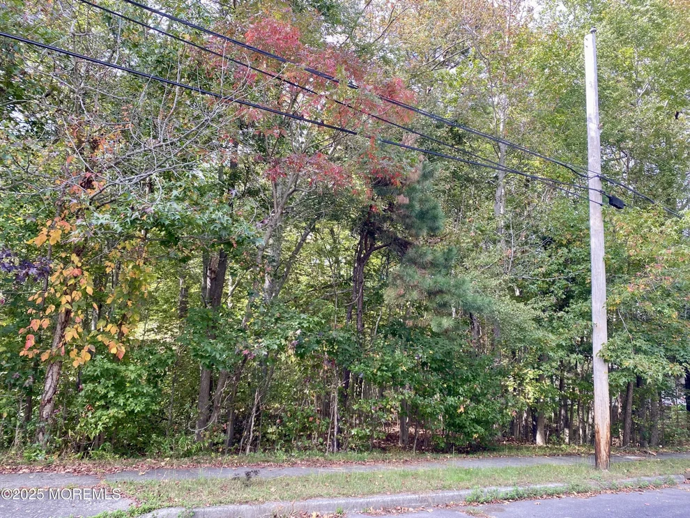 Unit for sale at 58 Johnson Lane, Jackson, NJ 08527