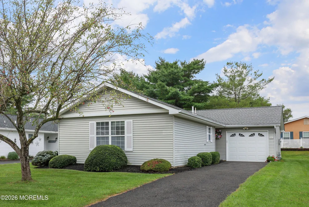 Unit for sale at 167 Everest Drive S, Brick, NJ 08724