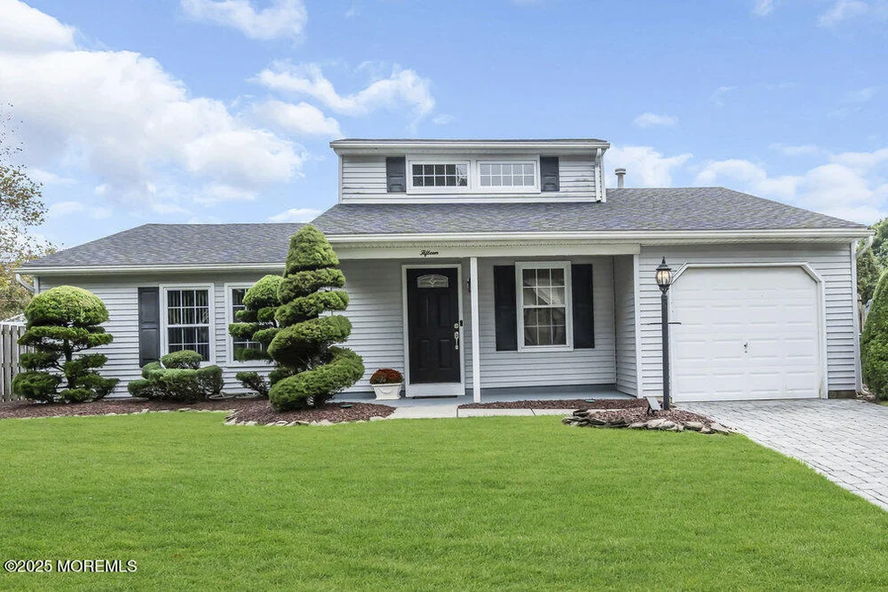 Unit for sale at 15 Rita Drive, Howell, NJ 07731