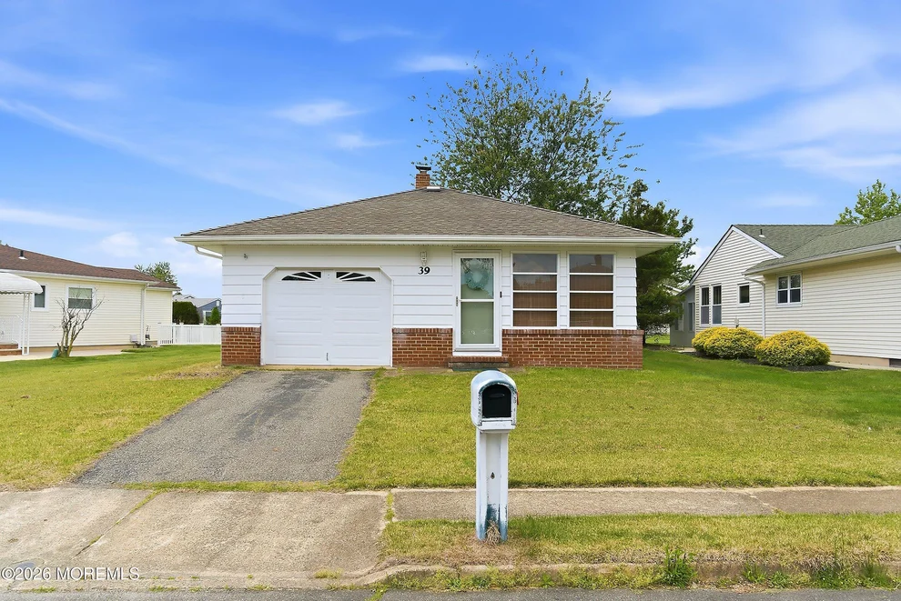 Unit for sale at 39 Corinth Place, Toms River, NJ 08755