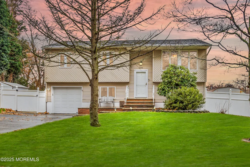 Unit for sale at 620 Hillside Drive, Toms River, NJ 08753