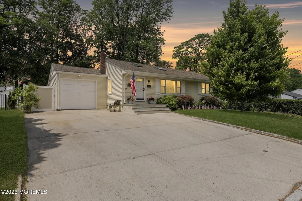 Unit for sale at 208 Martin Place, Middletown, NJ 07748