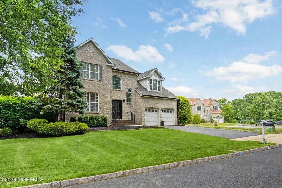 Unit for sale at 27 Goshawk Court, Morganville, NJ 07751