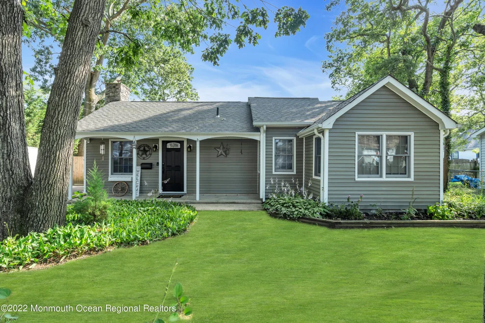 Unit for sale at 104 Mckay Drive, Brick, NJ 08723