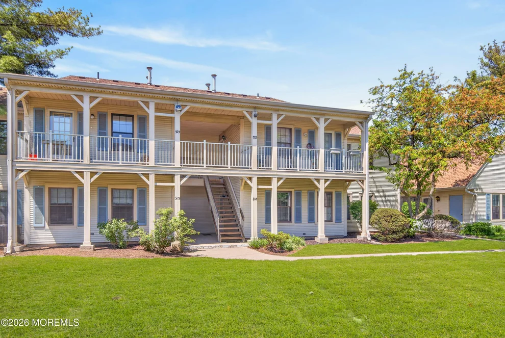 Unit for sale at 318 Wycoff Way W, East Brunswick, NJ 08816