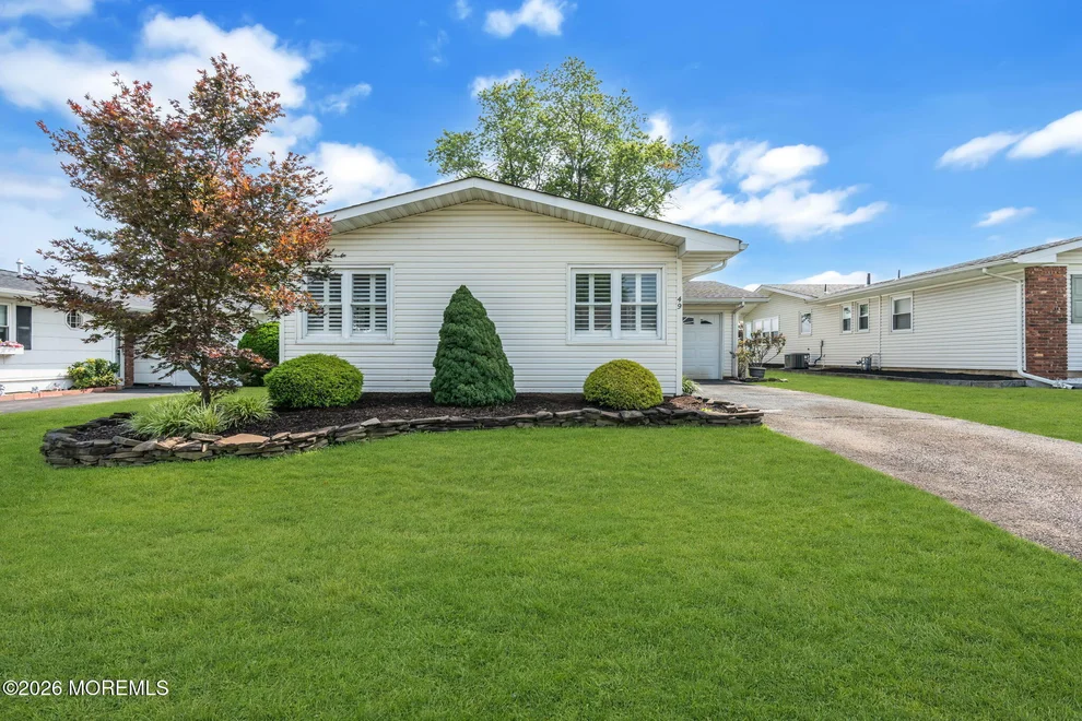 Unit for sale at 49 Sidney Court, Brick, NJ 08724