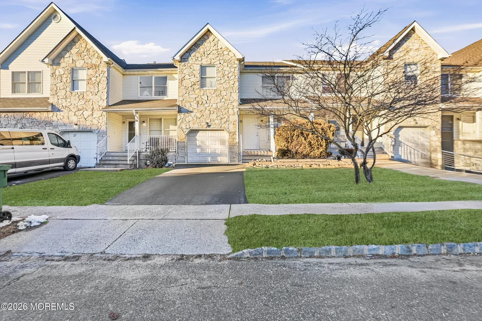 Unit for sale at 35 N Crest Place, Lakewood, NJ 08701
