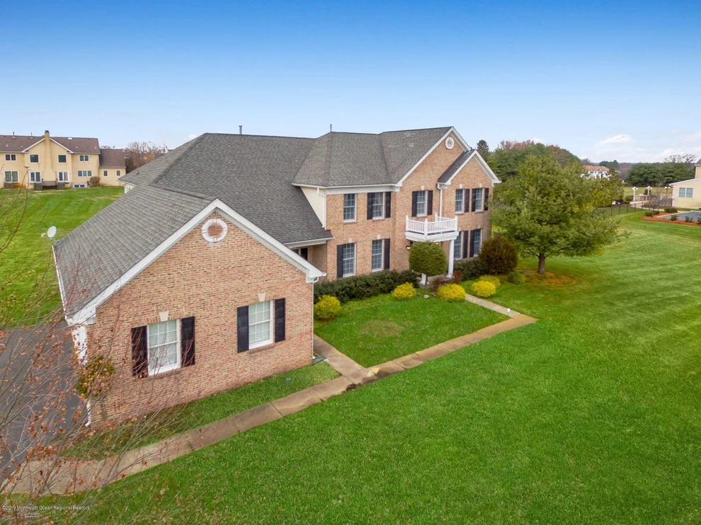 Unit for sale at 60 Oakland Mills Road, Manalapan, NJ 07726