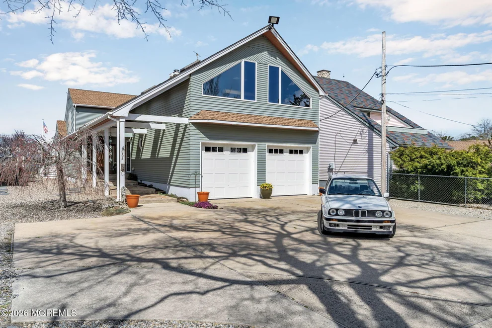Unit for sale at 354 Mantoloking Road, Brick, NJ 08723