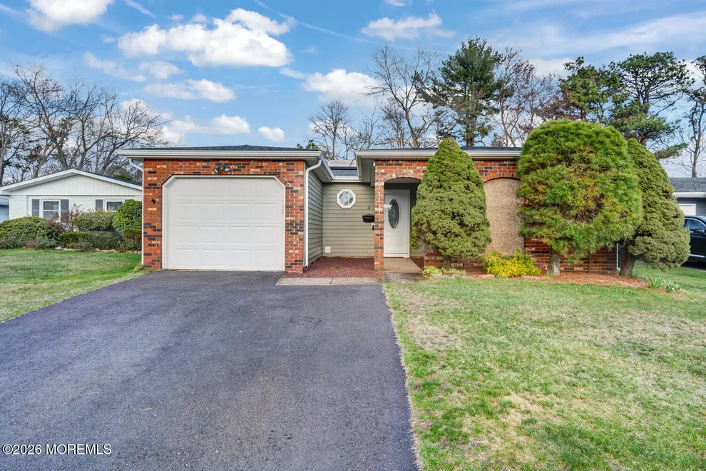Unit for sale at 4 Campion Court, Brick, NJ 08724