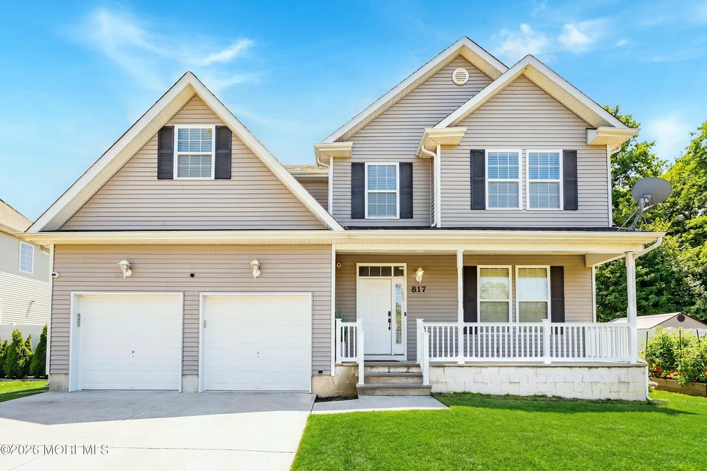 Unit for sale at 817 Locust Road, Beachwood, NJ 08722
