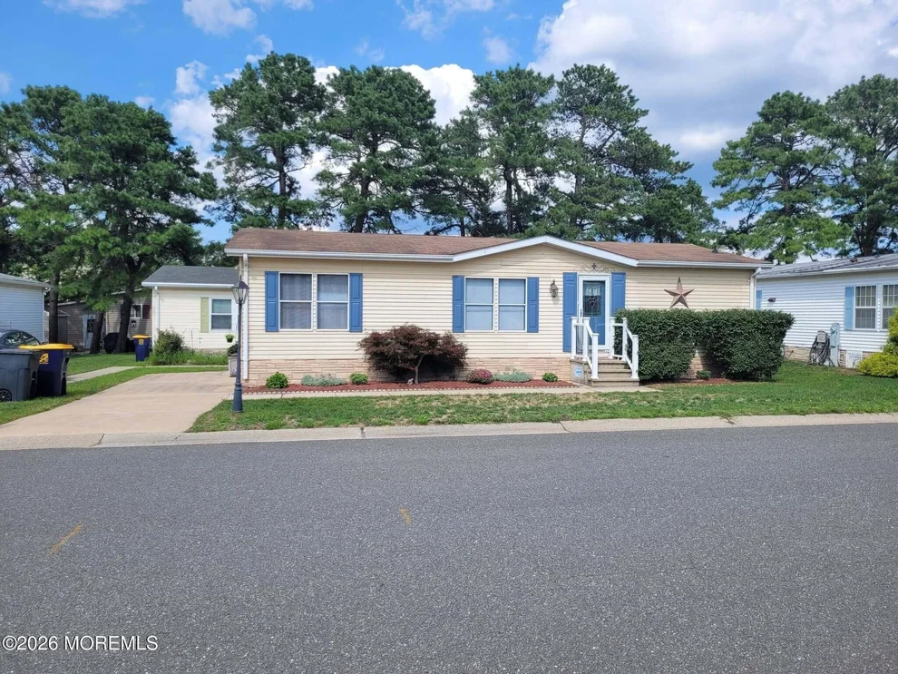 Unit for sale at 123 Briarwood Court, Whiting, NJ 08759