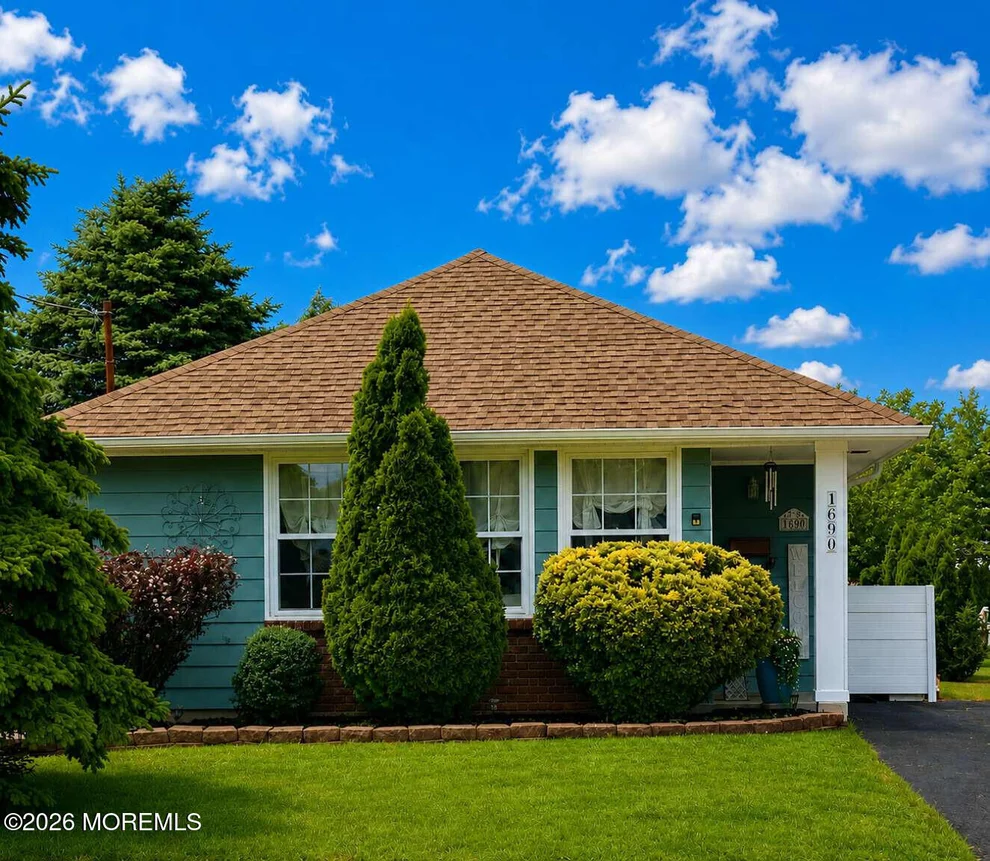 Unit for sale at 1690 Yorktowne Boulevard, Toms River, NJ 08753