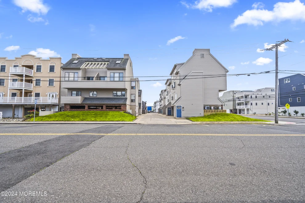 Unit for sale at 131 Hiering Avenue, Seaside Heights, NJ 08751