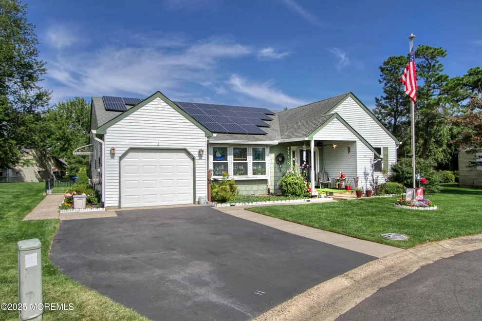 Unit for sale at 2 Norwood Court, Whiting, NJ 08759