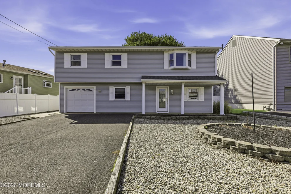 Unit for sale at 4 Harbor View Lane, Toms River, NJ 08753