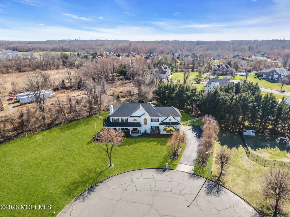 Unit for sale at 4 Susan Court, Farmingdale, NJ 07727
