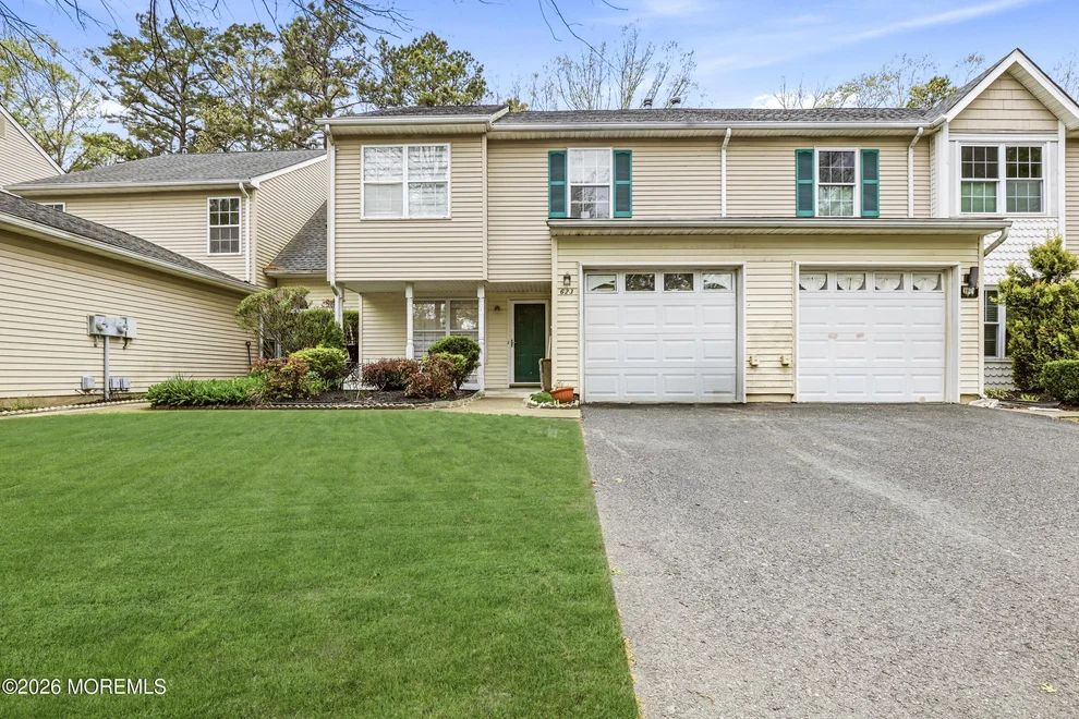 Unit for sale at 623 Woodbine Lane, Lakewood, NJ 08701