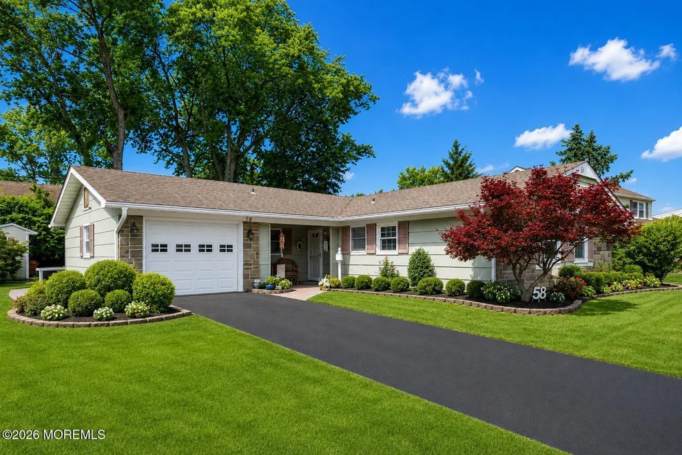 Unit for sale at 58 Brookview Lane, Aberdeen, NJ 07747