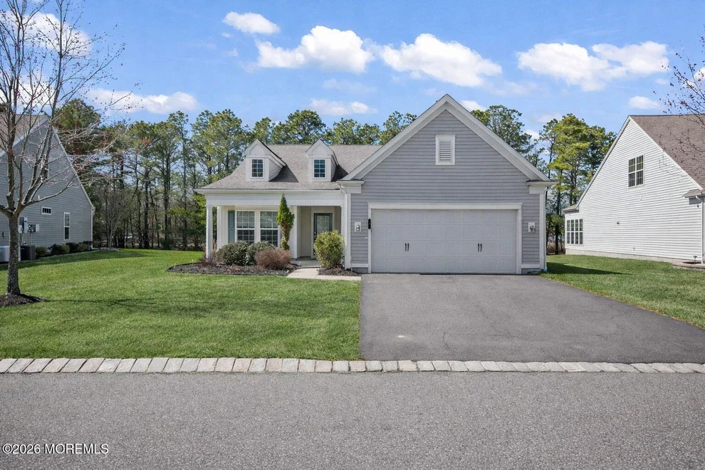 Unit for sale at 5 Gainsborough Lane, Manchester, NJ 08759
