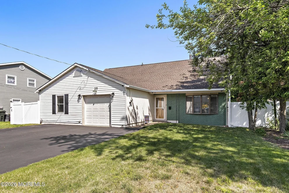 Unit for sale at 25 Carlow Way, Hazlet, NJ 07730